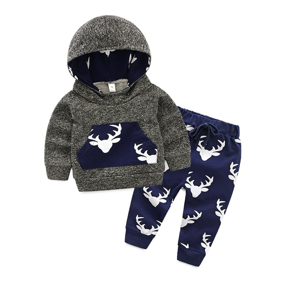 Children's hoodie and pants set with a deer pattern 