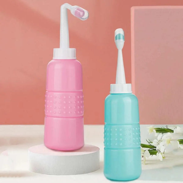 500ML Peri Bottle set in pink and blue for postpartum and perineal cleansing after birth.