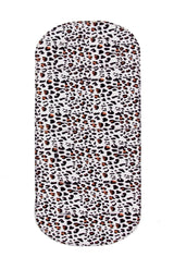 Phone case with a leopard print pattern
