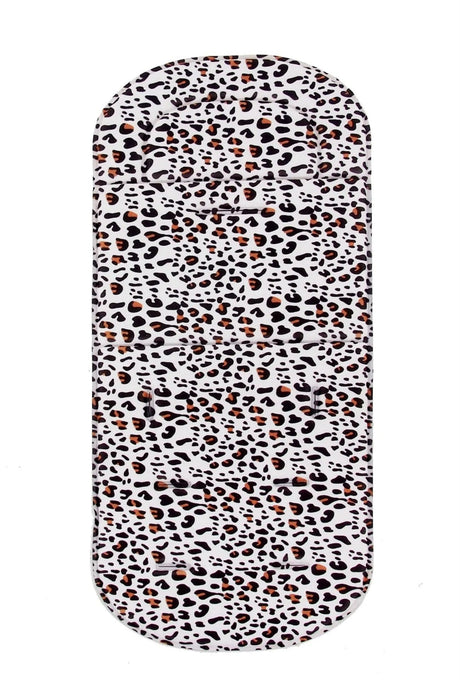 Phone case with a leopard print pattern
