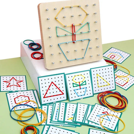 Educational toy with a pegboard and rubber bands 