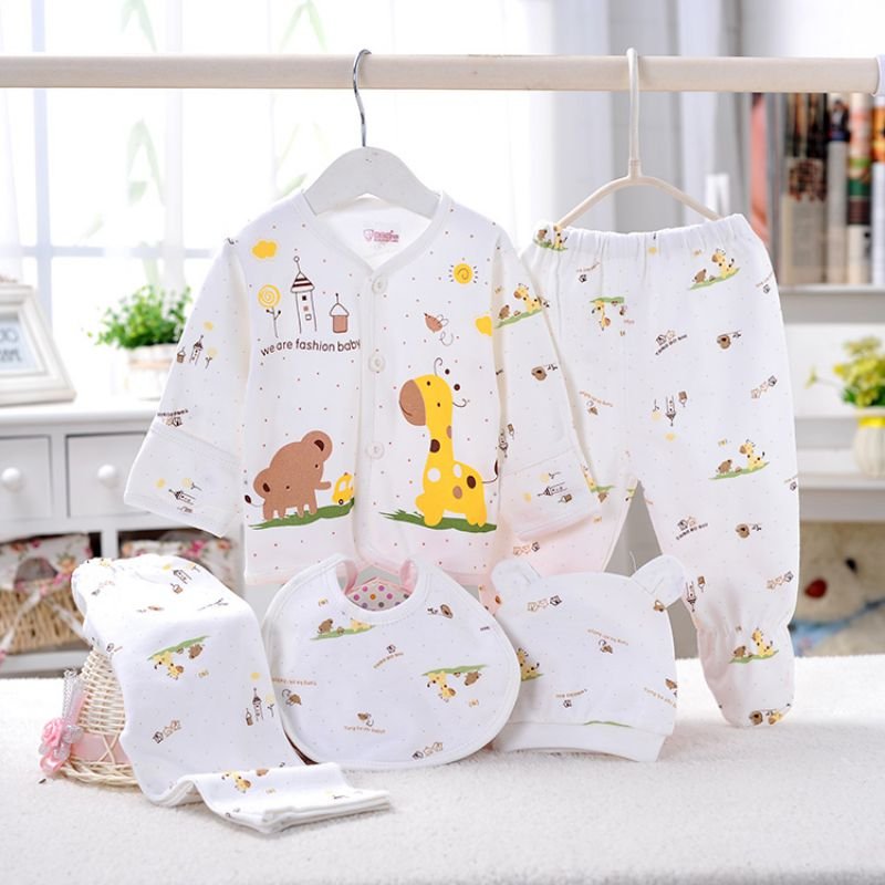 Baby girl cartoon print clothing set displayed on a hanger, a 0-3M spring summer outfit bundle for newborn homecoming.