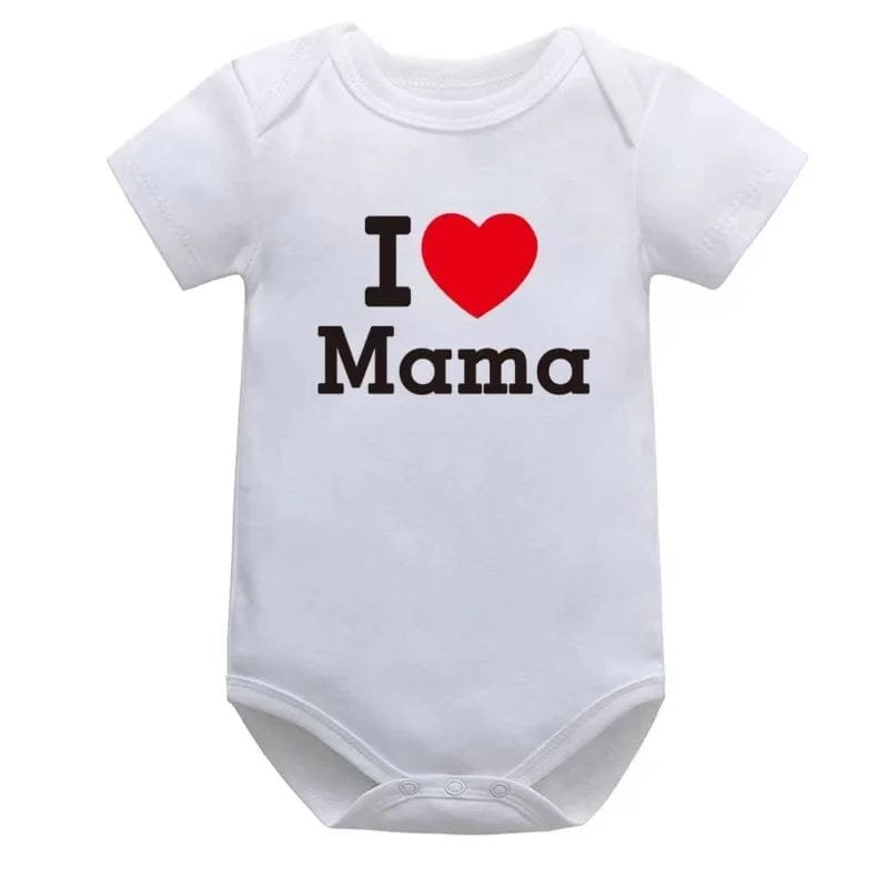 White I love Mama slogan romper for newborns, ideal for daily dressing, nursery photos, and Mothers Day gifts.