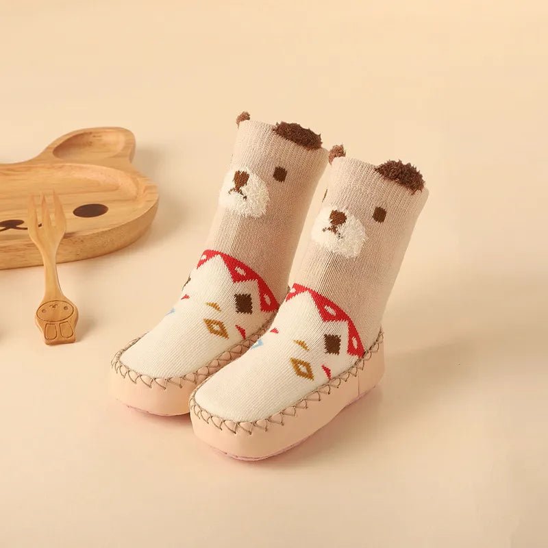 Color Matching Baby Sock Shoes soft-soled sneakers sized for newborns for early wear.