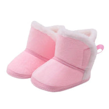 Baywell blue autumn winter newborn boots with soft sole and fur lining, with a close-up of the back heel design for cozy baby wear from 0 to 18 months.