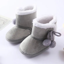 Baywell camel autumn winter newborn boots with soft sole and fur lining, shown from the top for cozy baby wear from 0 to 18 months.