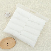 Elinfant 10-layer cotton diaper insert pad with fluffy texture for gentle newborn nappy changes.