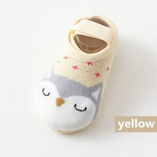 Fox print cotton baby socks for cosy indoor nursery wear and slip-resistant floor play.