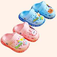 Summer Kids Hole Sandals Anti-Skid Cartoon DIY Design style A slip-on shoes for splash play, garden walks, and summer outings, side view.