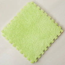 Green textured square mat.