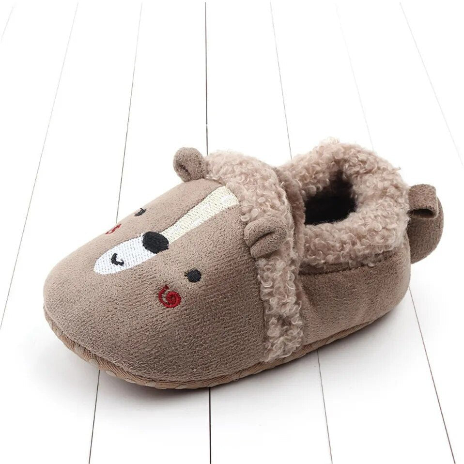 Pink Knit Baby Slippers front display, cheerful prewalker booties for baby girl daily wear and stroller walks.