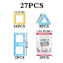 Set of magnetic building pieces with measurements and packaging.