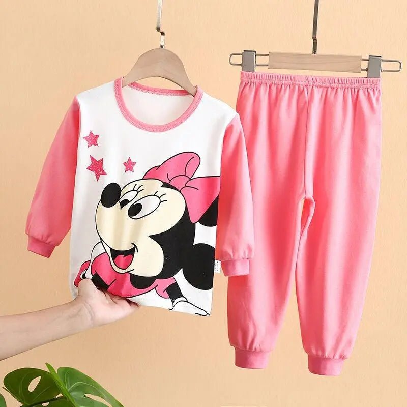 Children's pajama set with cartoon character 