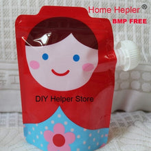 Reusable cute squeeze feeding pouch pack with zip lock for storing homemade baby puree, snacks, and on-the-go feeding.