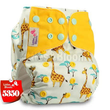 Baby diaper with giraffe pattern and yellow accents (option 2)
