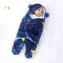 Thick Fleece Newborn Sleep Bag with cotton lining, variant G, for nursery naps, stroller rides, and cold-weather swaddling, back view.