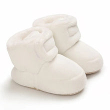 Winter snow baby boots with warm fluff lining and colloidal sole, photo 10 for winter wardrobe planning.