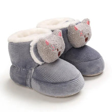 Winter snow baby boots with warm fluff lining and colloidal sole, photo 19 for checking sizing before purchase.
