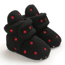 Winter snow baby boots with warm fluff lining and colloidal sole, photo 27 for keeping baby toes warm on chilly days.
