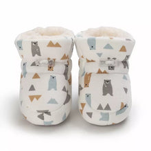 Winter snow baby boots with warm fluff lining and colloidal sole, photo 5 for daily winter wear.