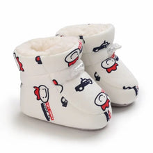 Winter snow baby boots with warm fluff lining and colloidal sole, photo 64 for nursery and family photos.