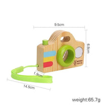 Size measurement guide for the wooden toy camera pendant, a compact Montessori necklace toy for small hands.