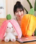 18/25cm Carrot Rabbit in Strawberry Bag