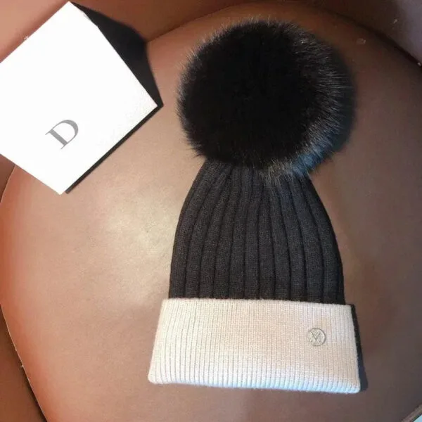 Natural Mink Pom Pom Beanie